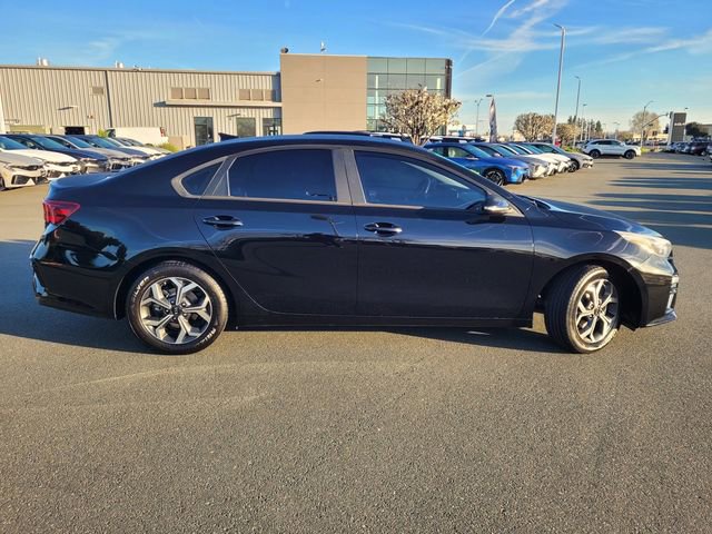 Used 2020 Kia Forte LXS image 3