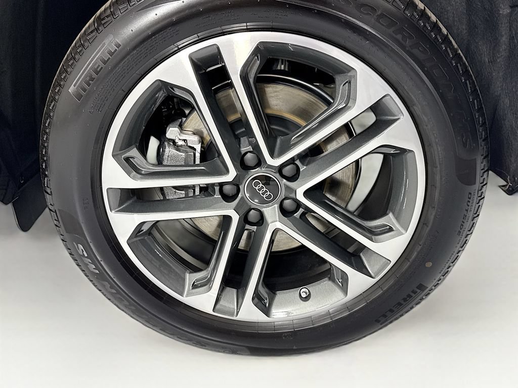 Used 2026 Audi Q5 Premium AWD/4WD image 30