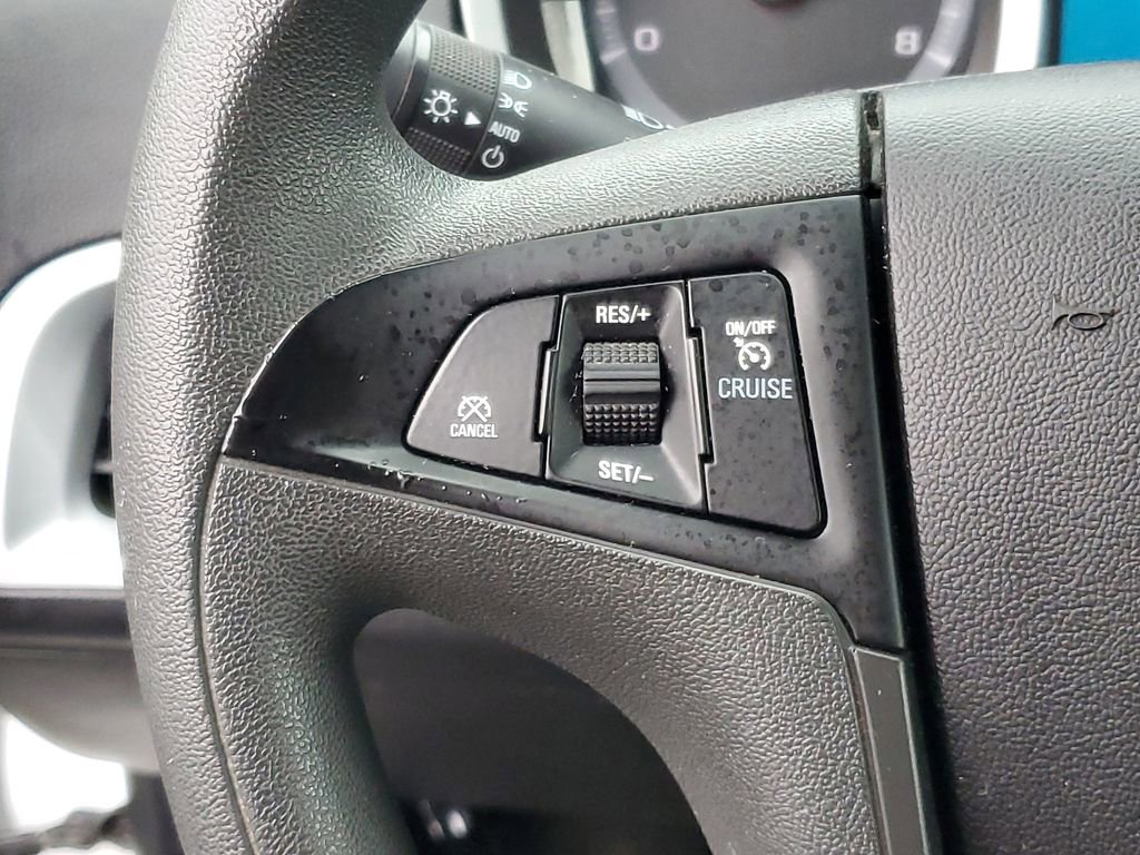 Used 2015 Chevrolet Equinox LS image 15