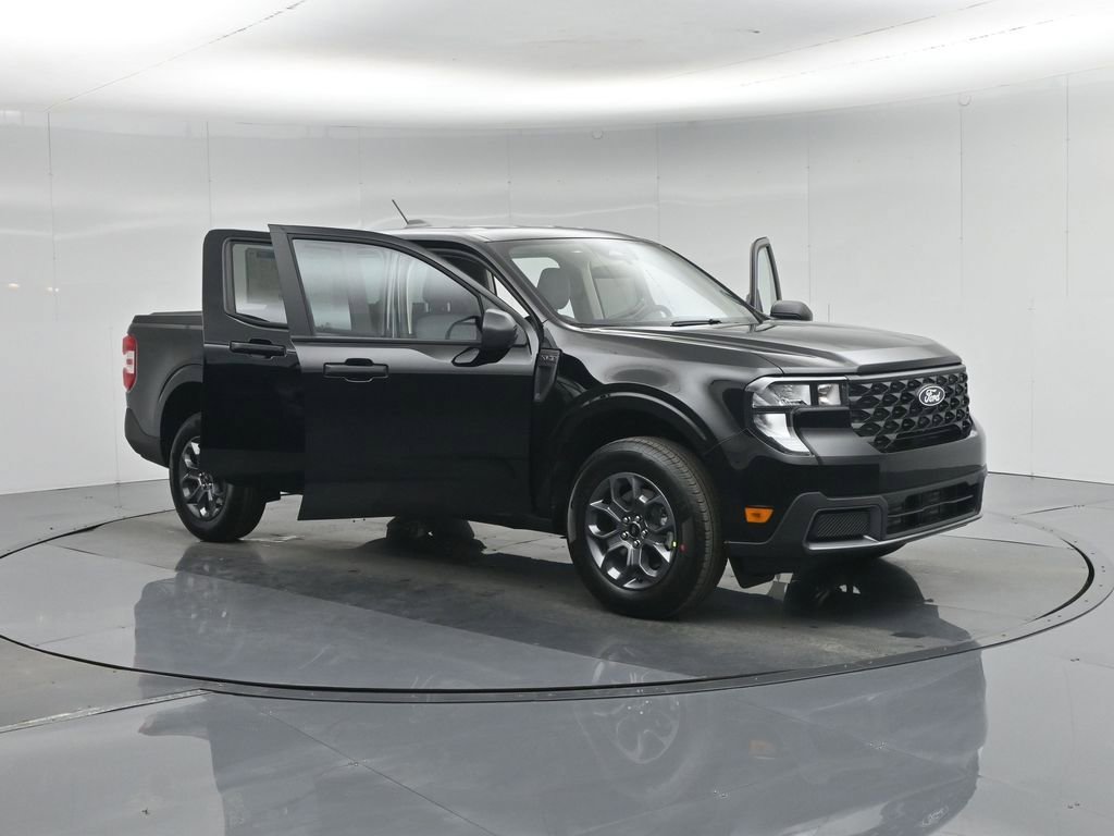 New 2026 Ford Maverick XLT image 30