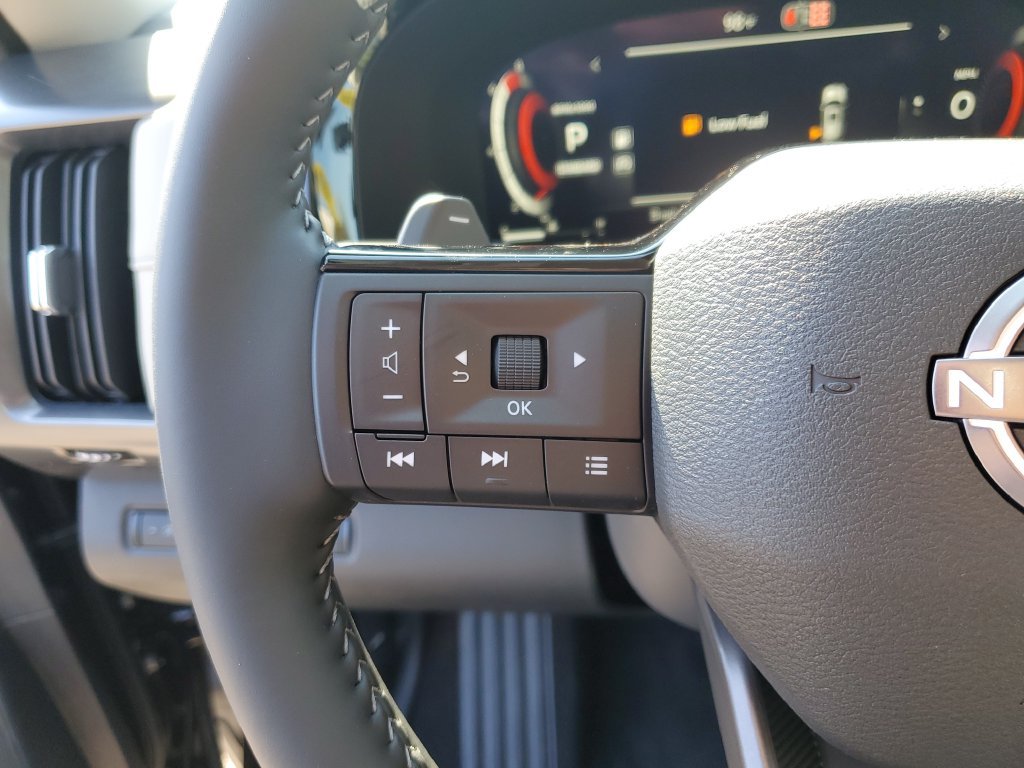 New 2026 Nissan Pathfinder SL FWD image 26