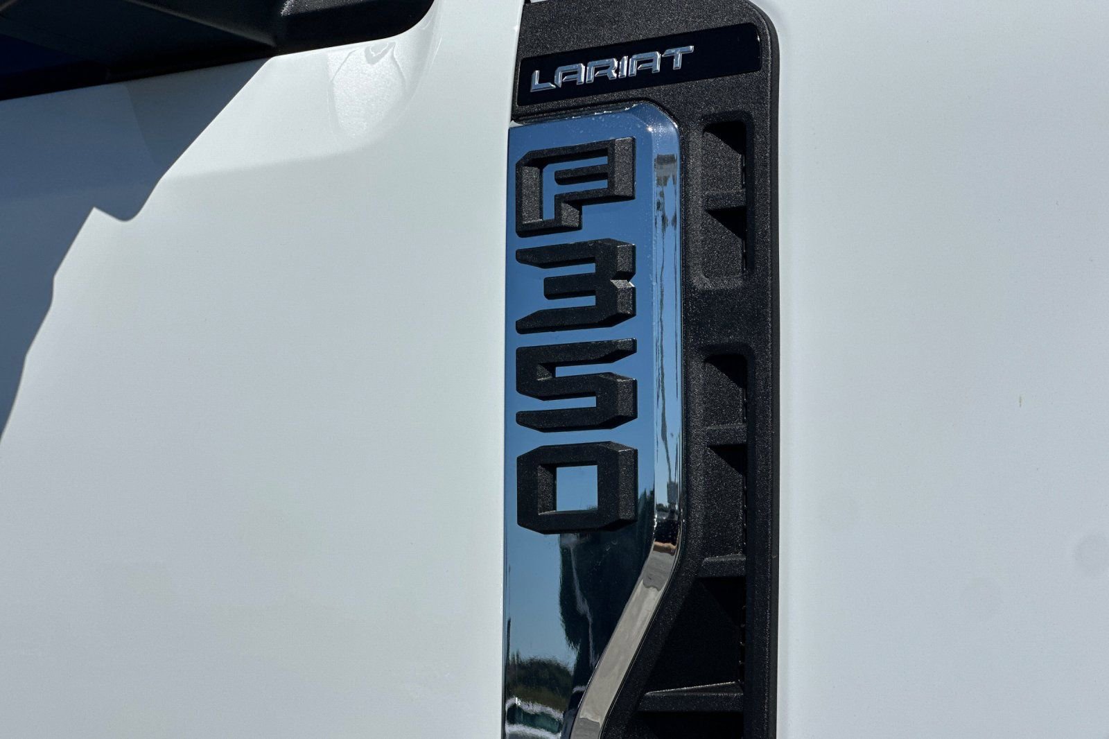 New 2026 Ford F350 Lariat image 24