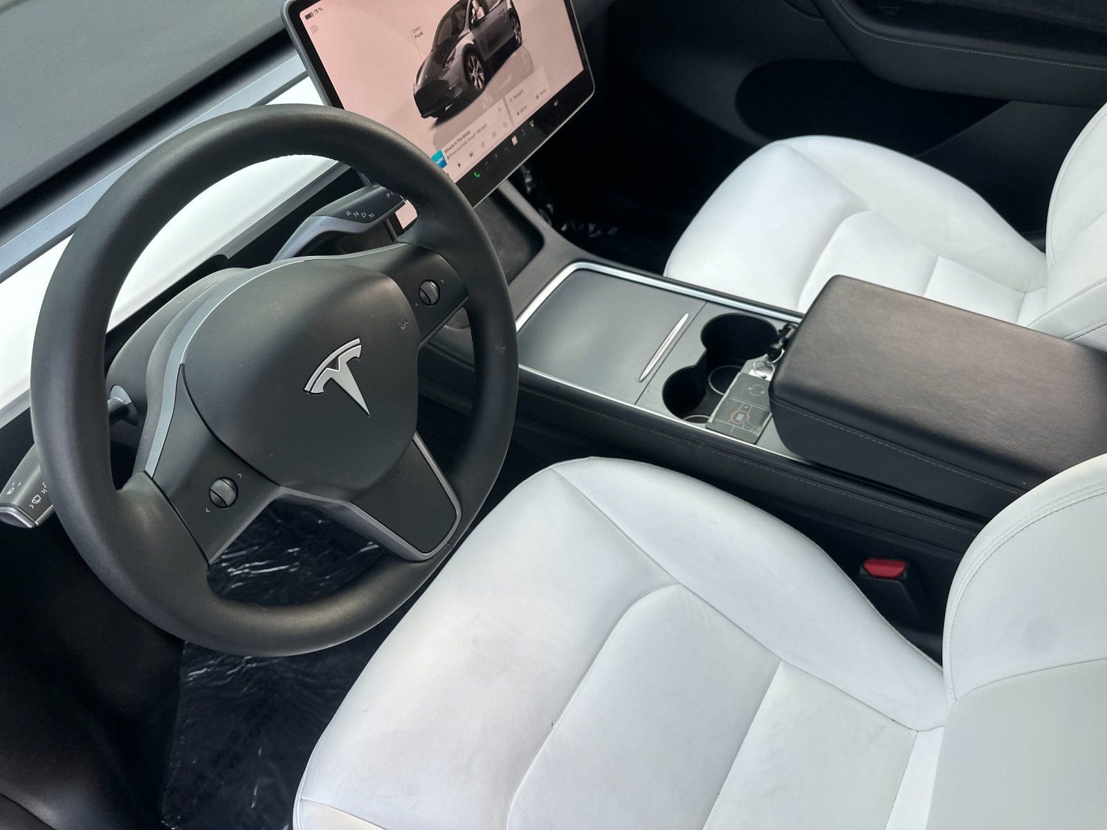 Used 2023 Tesla Model Y Long Range image 10