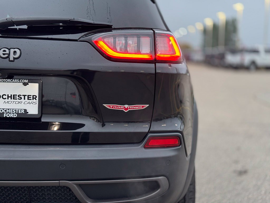 Used 2020 Jeep Cherokee Trailhawk w/ Cold Weather Group AWD/4WD image 52