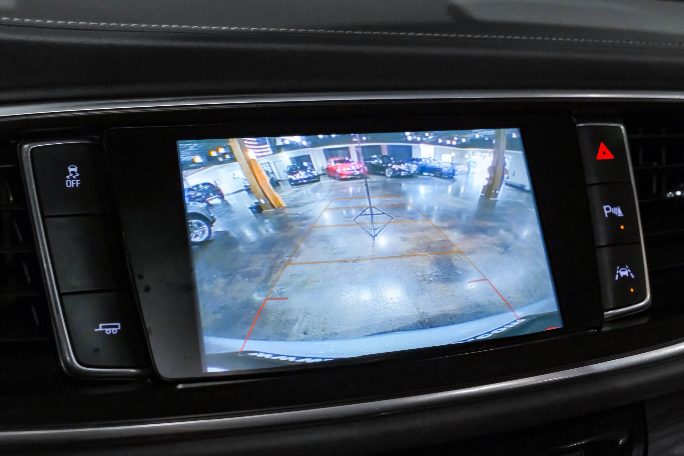 Used 2018 Buick Enclave Premium w/ Experience Buick Package image 25