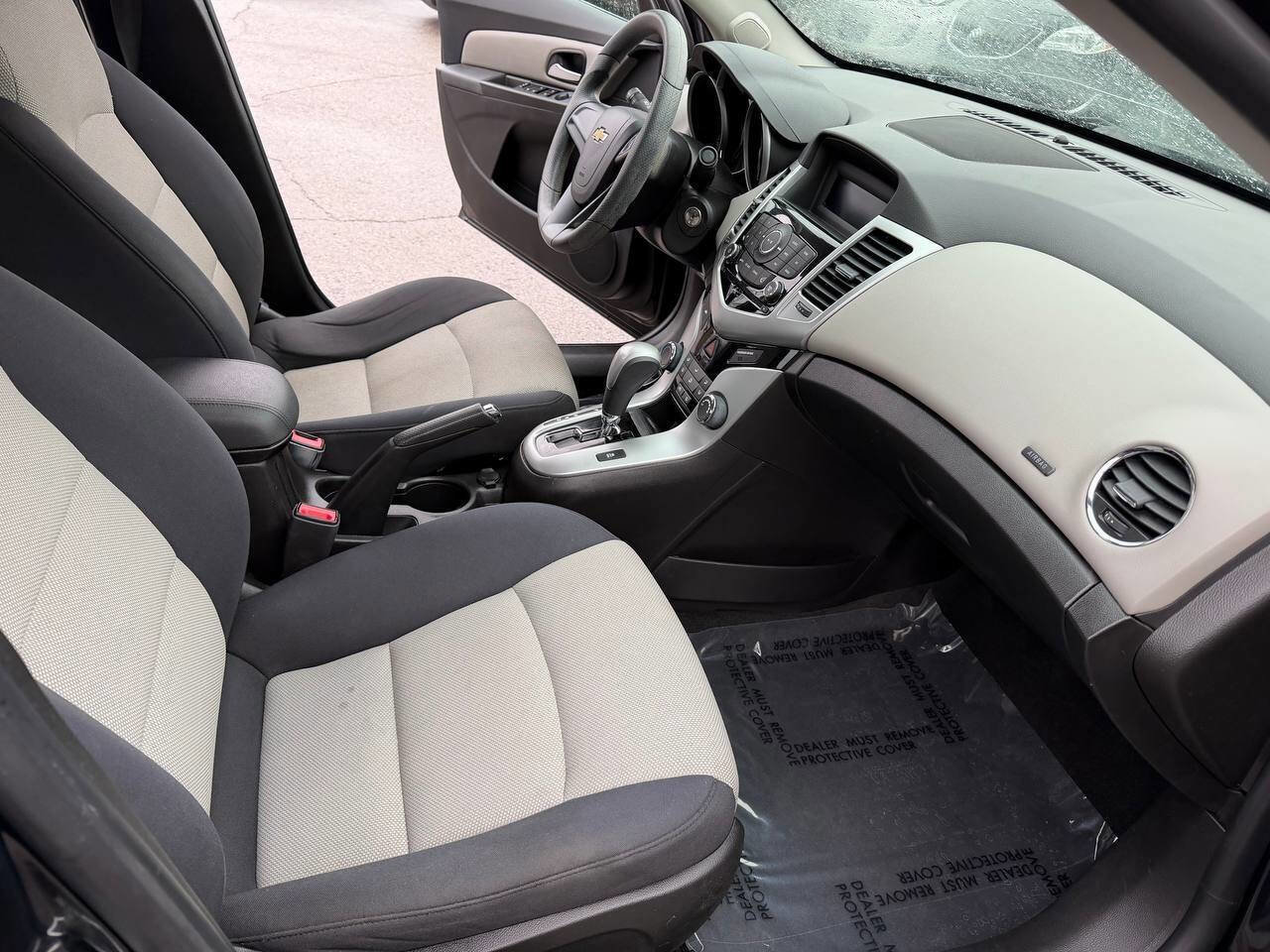 Used 2016 Chevrolet Cruze LS image 15