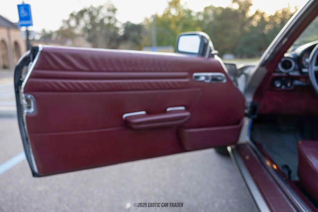 Used 1987 Mercedes-Benz 560 SL image 29