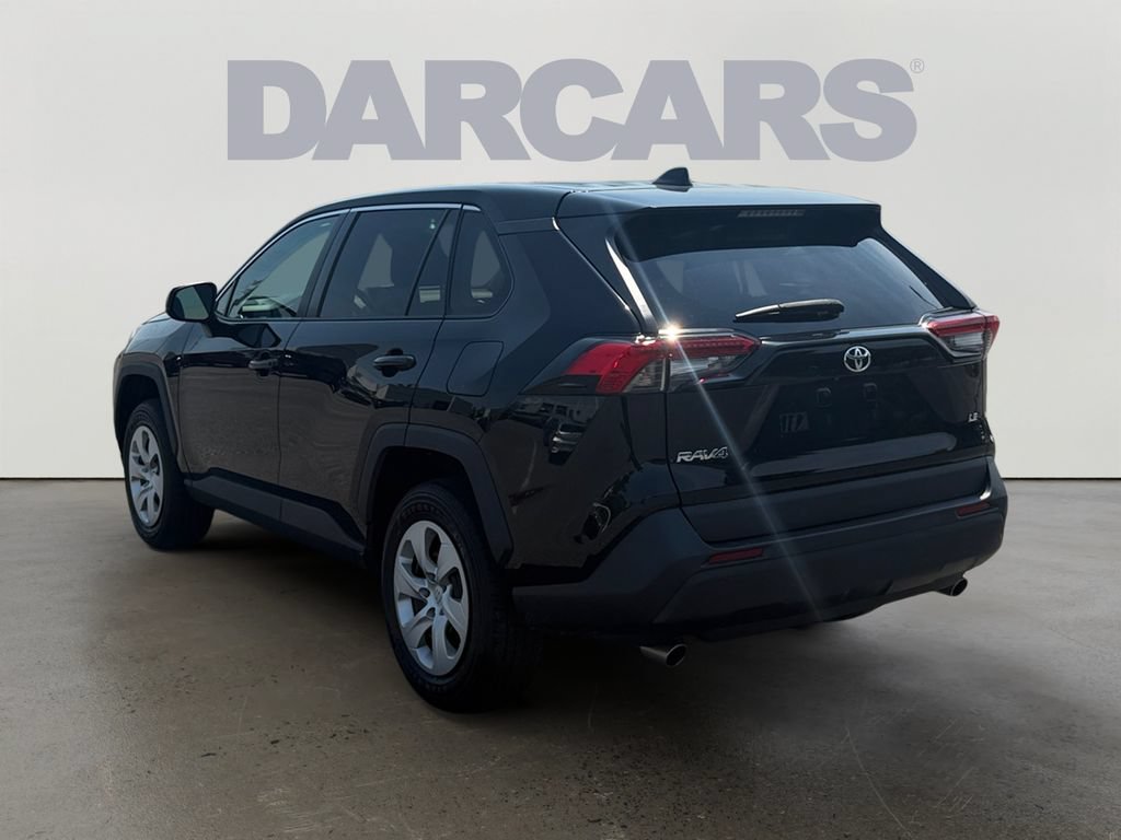 Used 2023 Toyota RAV4 LE FWD image 5