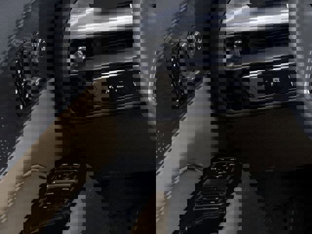 New 2025 Cadillac Lyriq Sport w/ Nappa Leather Package image 22