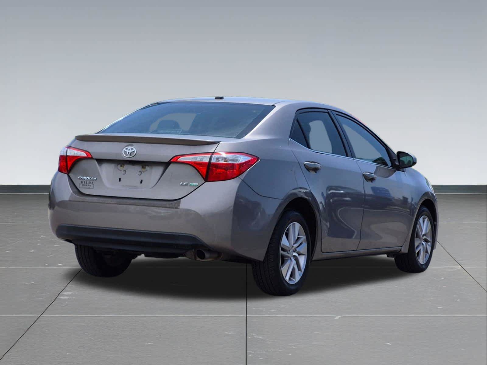 Used 2016 Toyota Corolla LE Premium FWD image 6