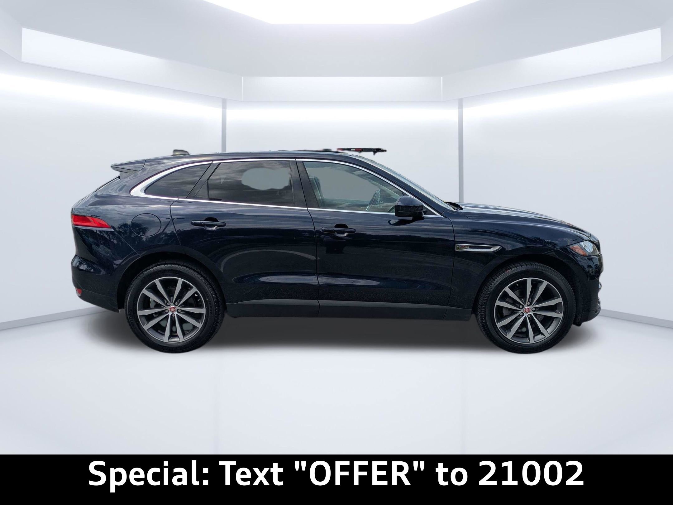 Used 2020 Jaguar F-PACE Prestige AWD/4WD image 2