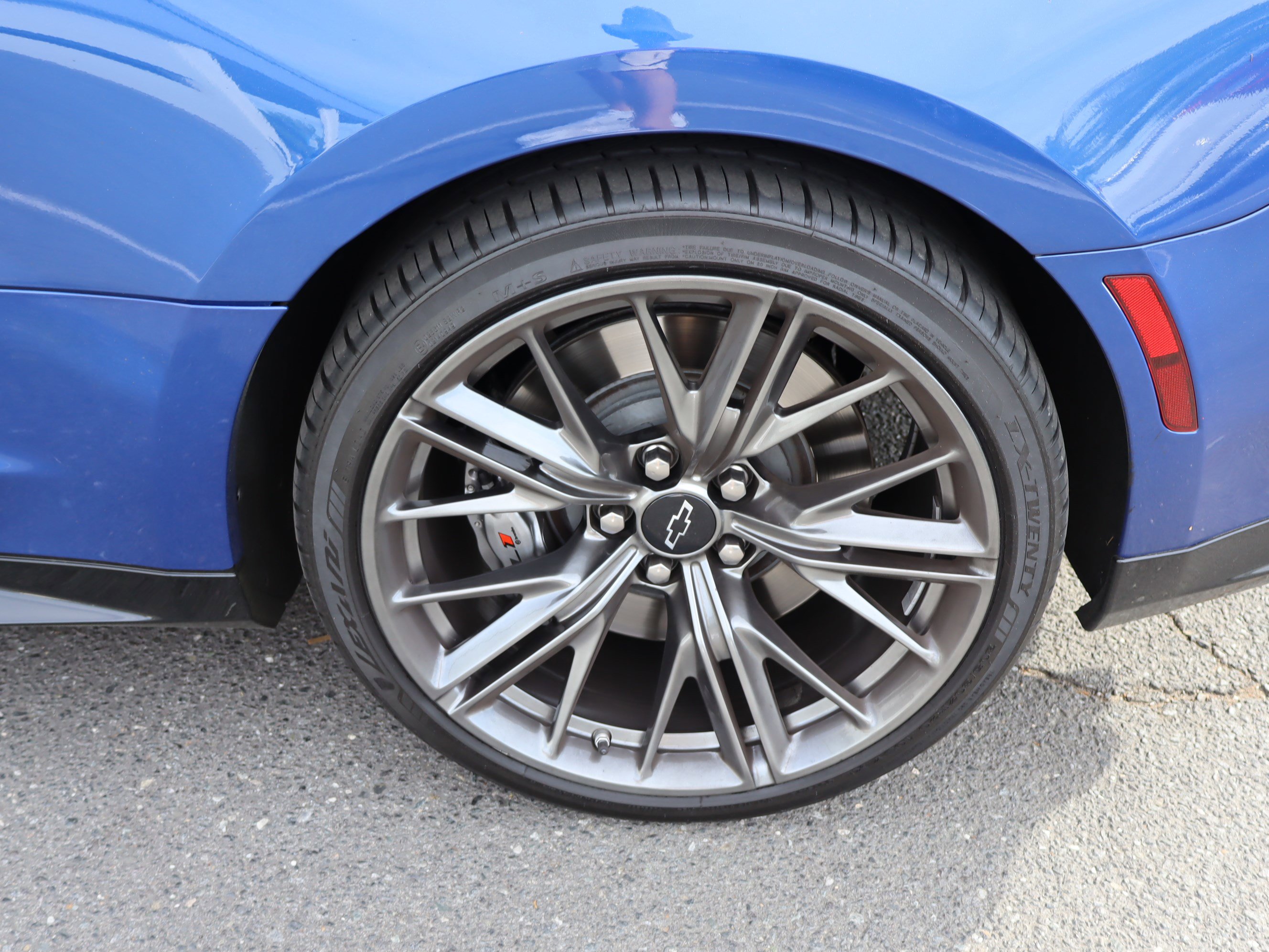 Used 2022 Chevrolet Camaro ZL1 image 37