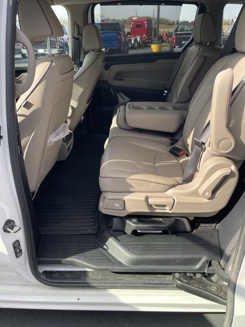 Used 2023 Honda Odyssey Elite image 32