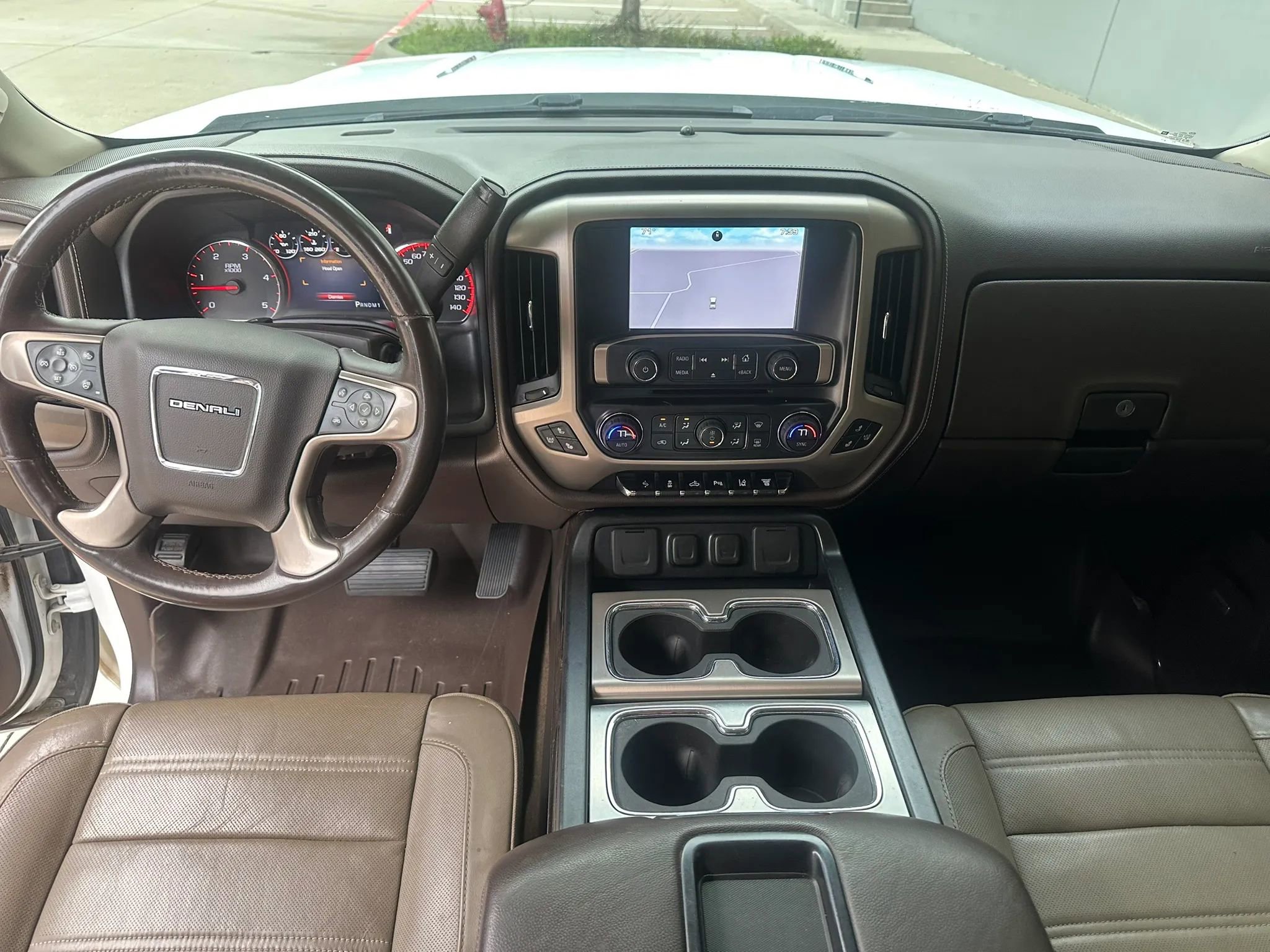 Used 2015 GMC Sierra 2500 Denali w/ Duramax Plus Package AWD/4WD image 22