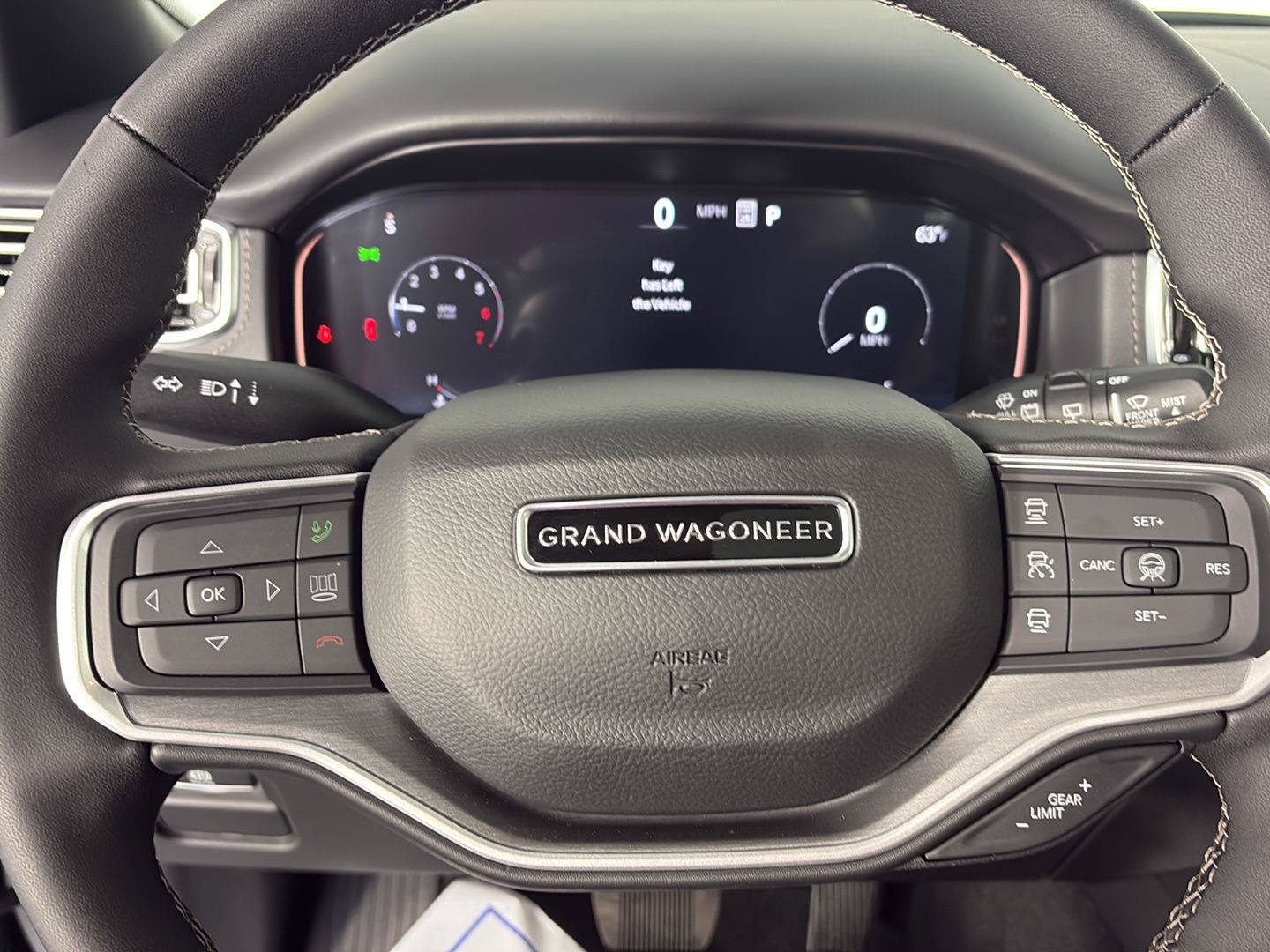 New 2026 Jeep Grand Wagoneer Limited AWD/4WD image 18