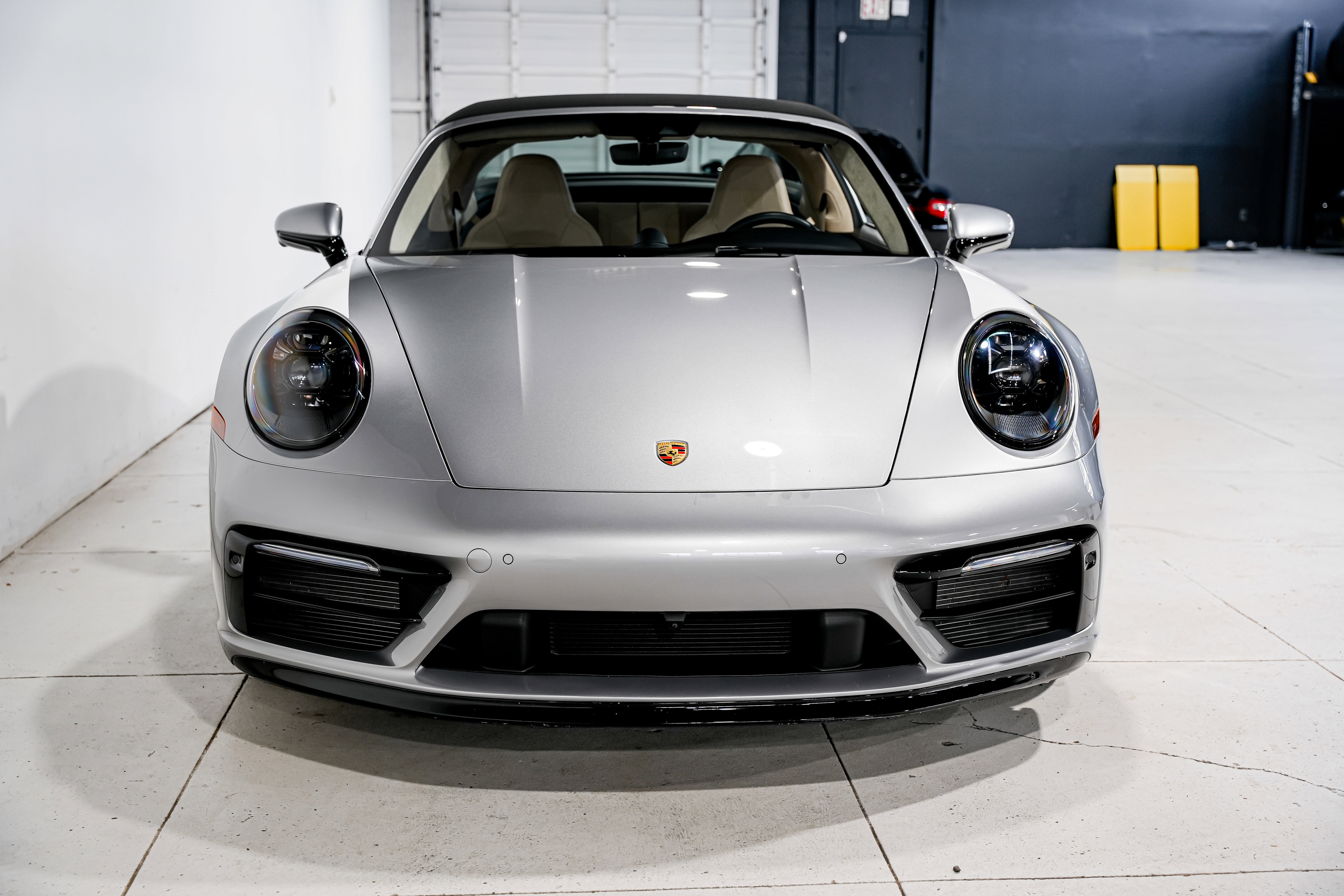 Used 2021 Porsche 911 Targa 4S Heritage Design image 5