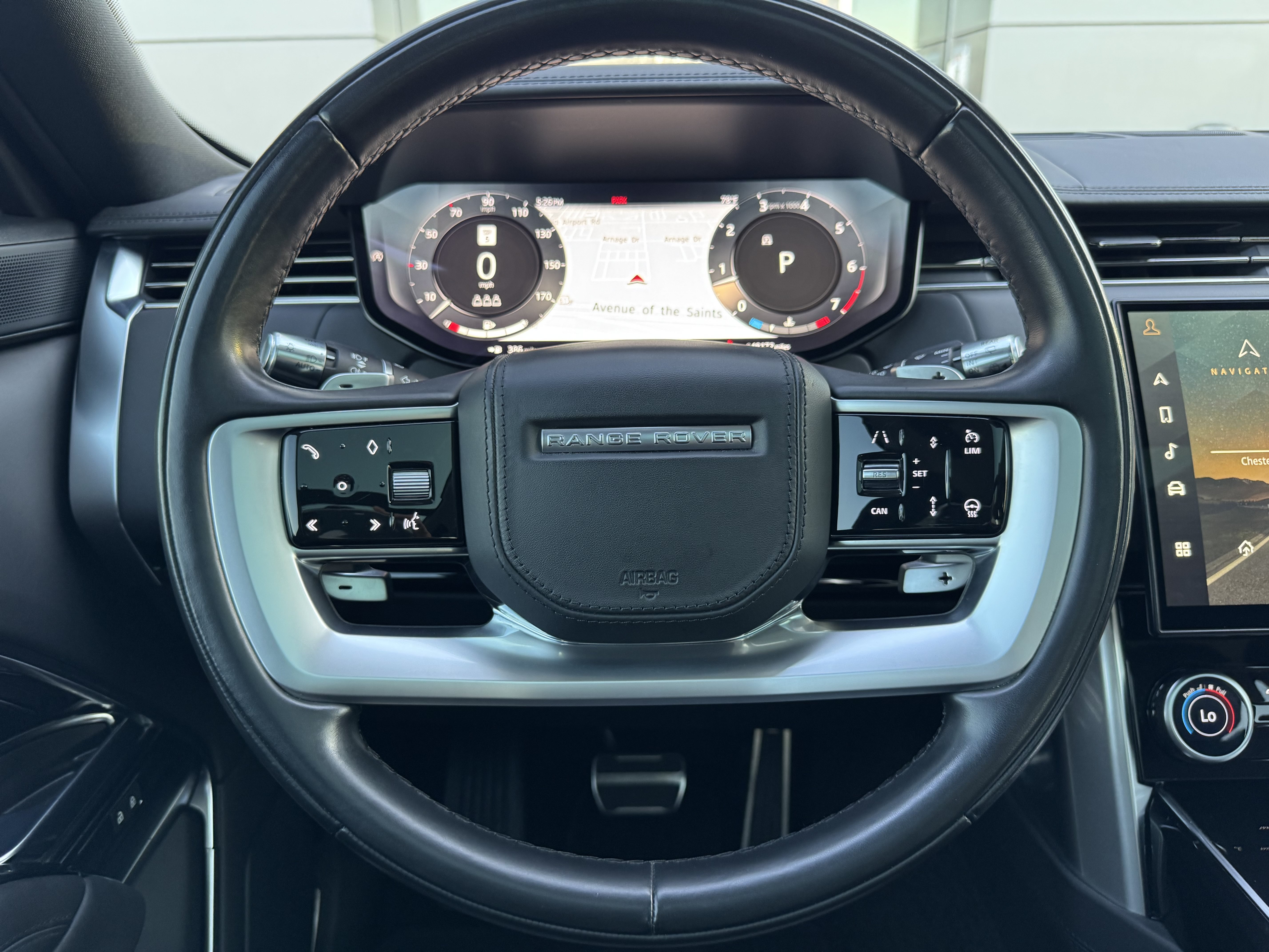 Used 2022 Land Rover Range Rover SE AWD/4WD image 15