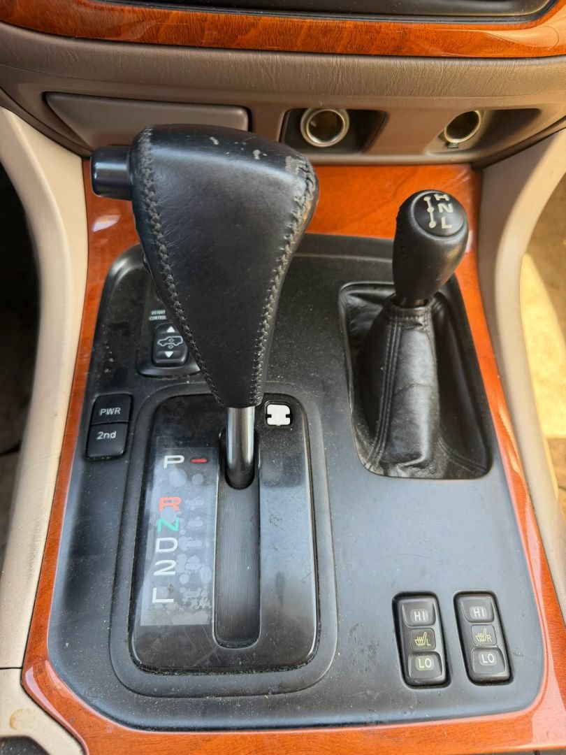 Used 1999 Lexus LX 470 4WD image 24