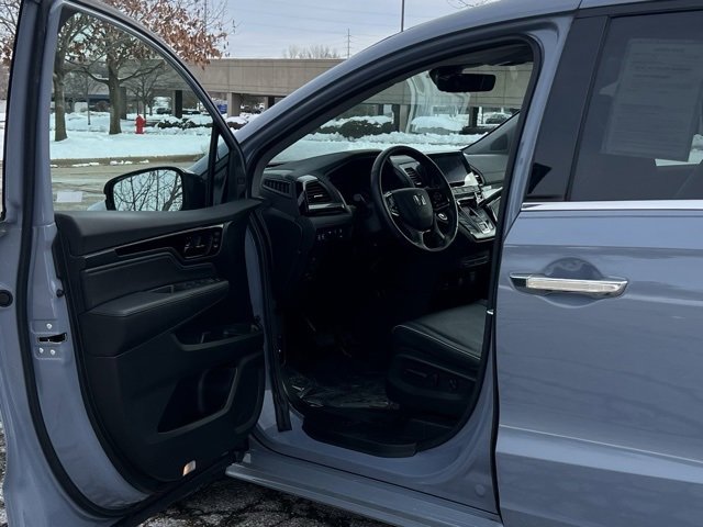 Certified 2023 Honda Odyssey Elite image 16