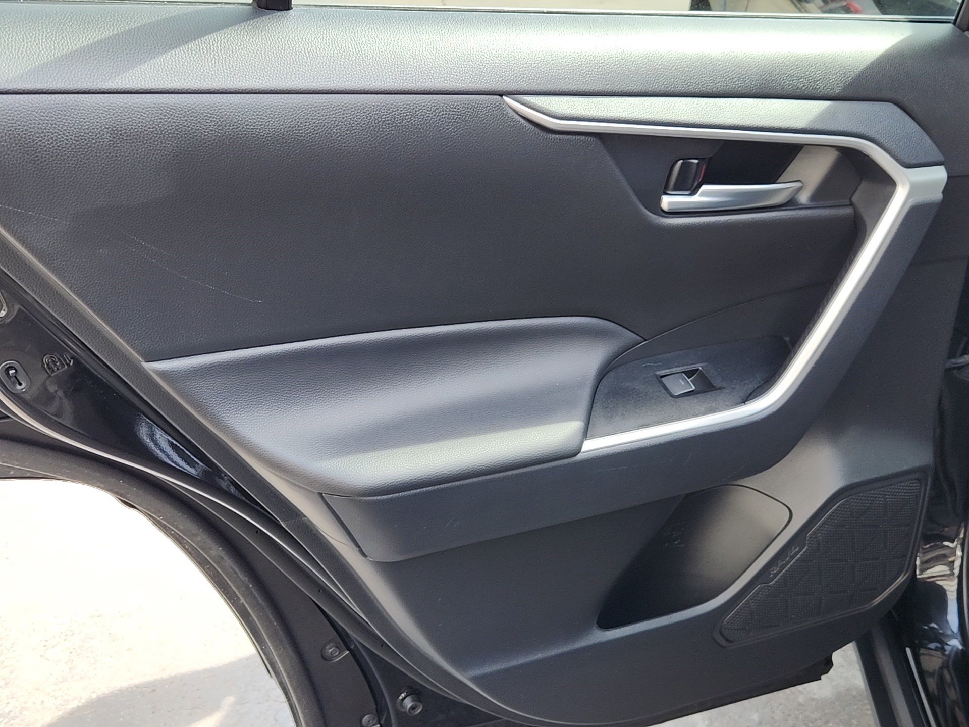 Certified 2025 Toyota RAV4 XLE AWD/4WD image 21