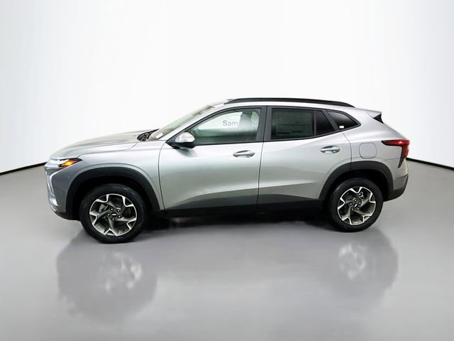 New 2026 Chevrolet Trax LT w/ Sunroof Package image 5