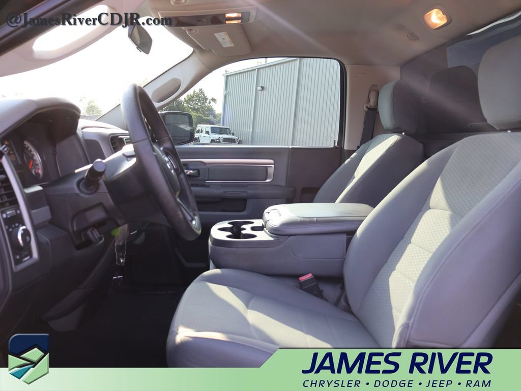 Used 2017 RAM 1500 Express w/ Black Ram 1500 Express Group RWD image 16