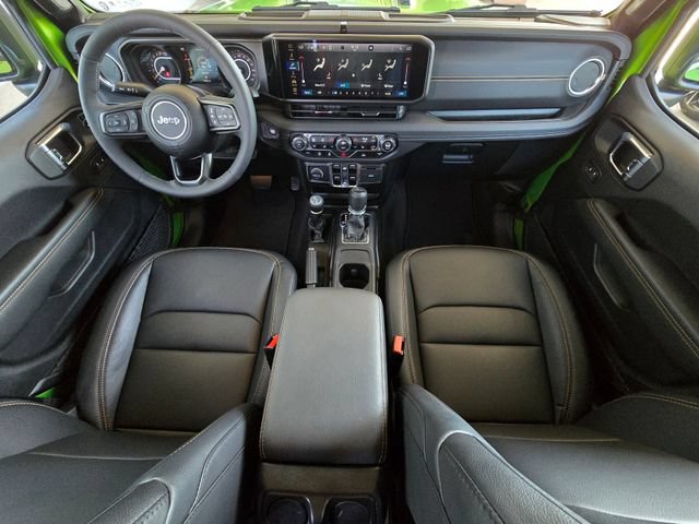 Certified 2025 Jeep Gladiator Sport AWD/4WD image 9