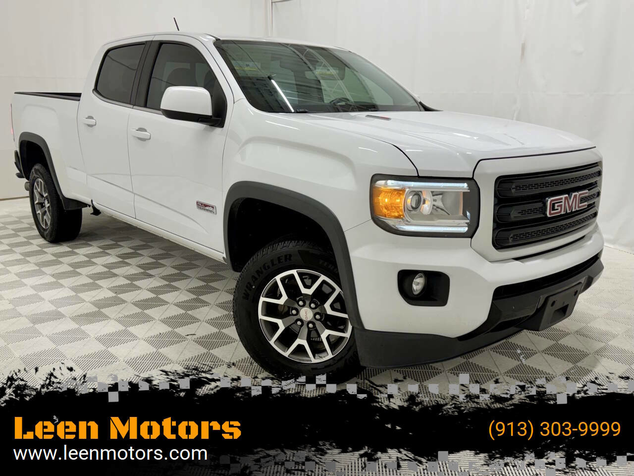 Used 2018 GMC Canyon All Terrain w/ Trailering Package image 1
