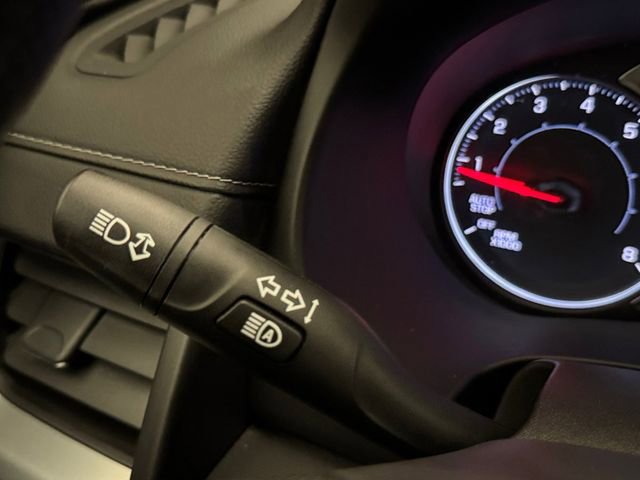 Used 2024 GMC Terrain SLE w/ Driver Convenience Package image 27