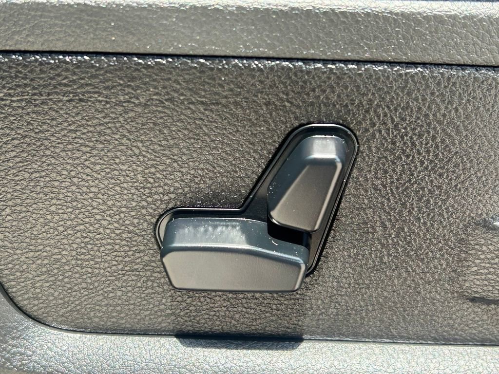 Used 2020 RAM 3500 Limited AWD/4WD image 29