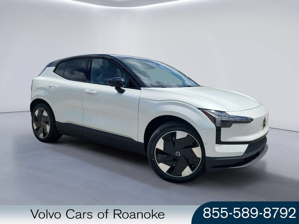 New 2026 Volvo EX30 Ultra w/ Climate Package
