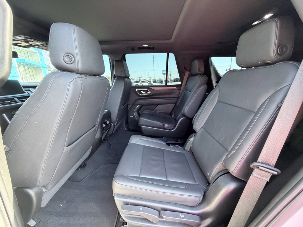 Used 2022 Chevrolet Tahoe Z71 w/ Z71 Off-Road Package AWD/4WD image 30