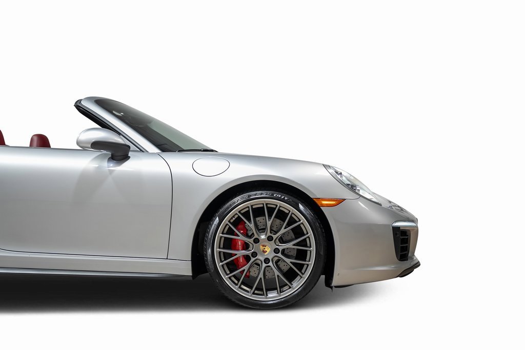 Used 2017 Porsche 911 Carrera 4S image 18