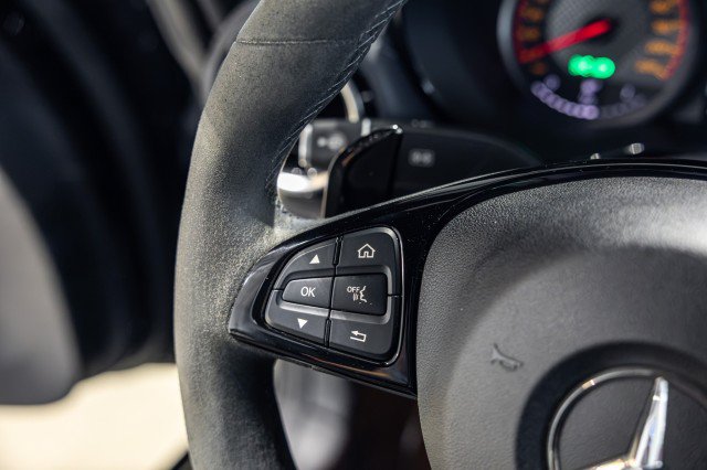 Used 2018 Mercedes-Benz AMG GT R image 38