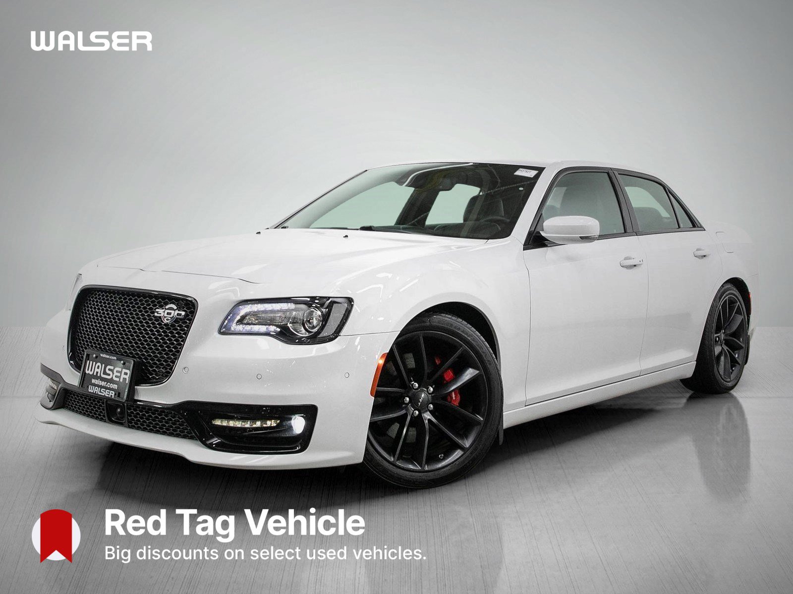 Used 2023 Chrysler 300 C RWD image 1