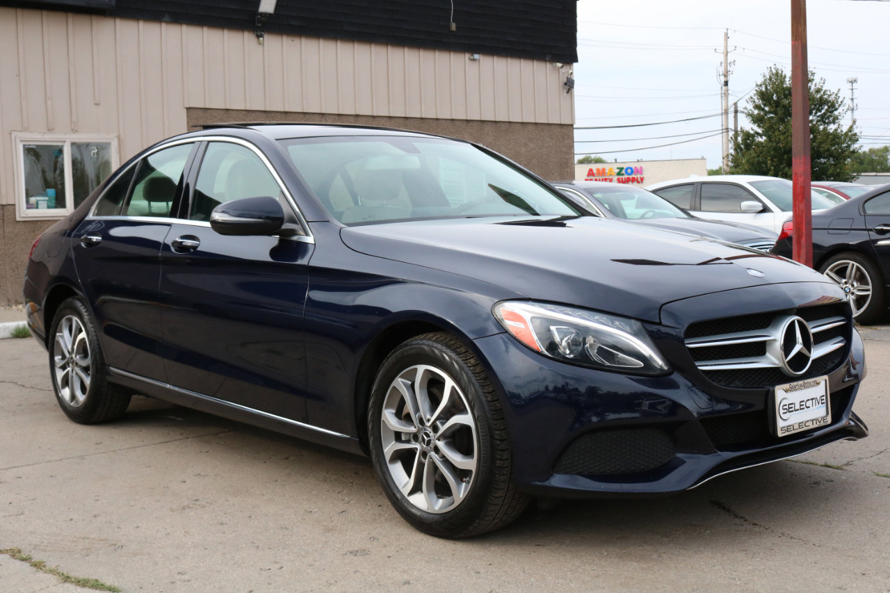 Used 2017 Mercedes-Benz C 300 4MATIC Sedan image 3
