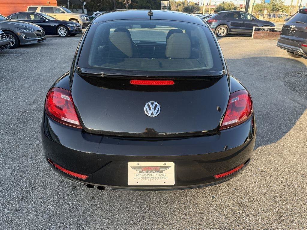 Used 2017 Volkswagen Beetle 1.8T S FWD image 6