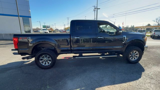 Used 2017 Ford F250 Lariat w/ Chrome Package AWD/4WD image 9