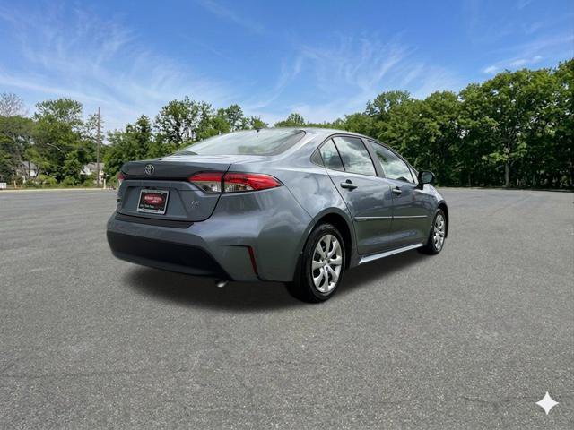 Used 2023 Toyota Corolla LE FWD image 9