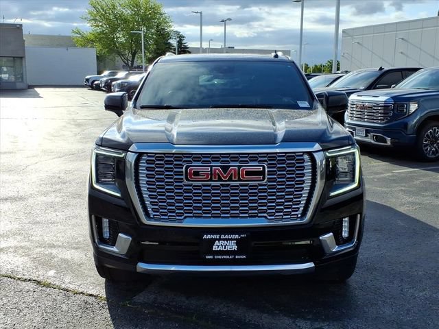 Used 2023 GMC Yukon XL Denali AWD/4WD image 14