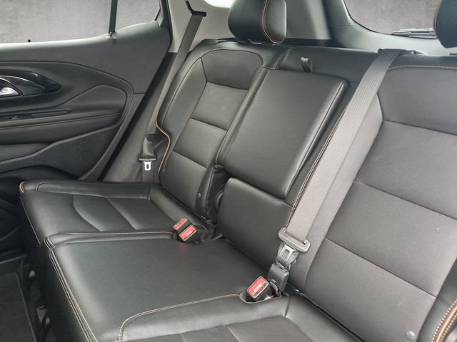 Used 2024 GMC Terrain AT4 w/ Tech Package AWD/4WD image 28
