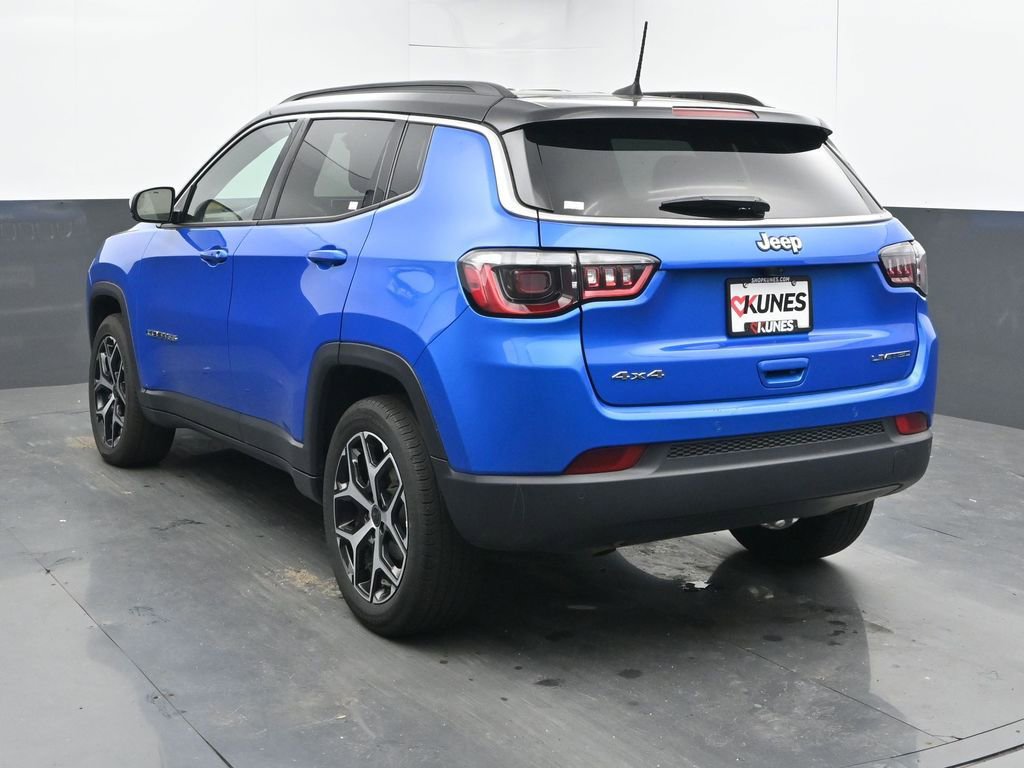 Used 2025 Jeep Compass Limited AWD/4WD image 9