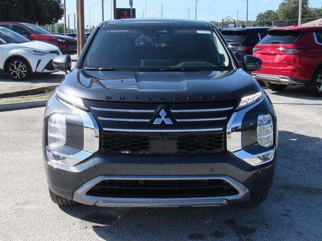 New 2025 Mitsubishi Outlander SE image 7