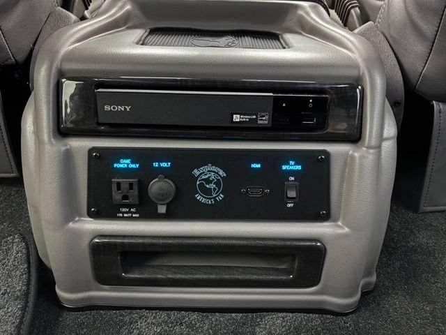 New 2026 GMC Savana 2500 Extended w/ Driver Convenience Package RWD image 43
