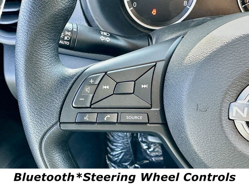 Certified 2025 Nissan Kicks Play S FWD image 7