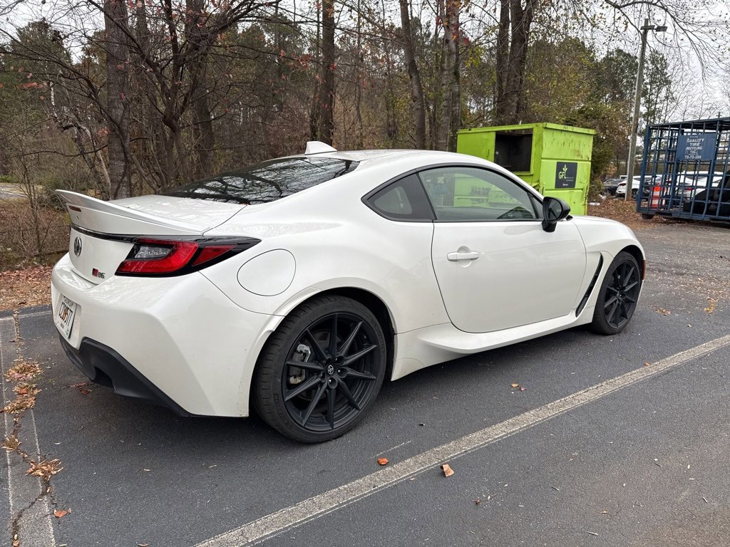 Used 2024 Toyota GR86 Premium image 4