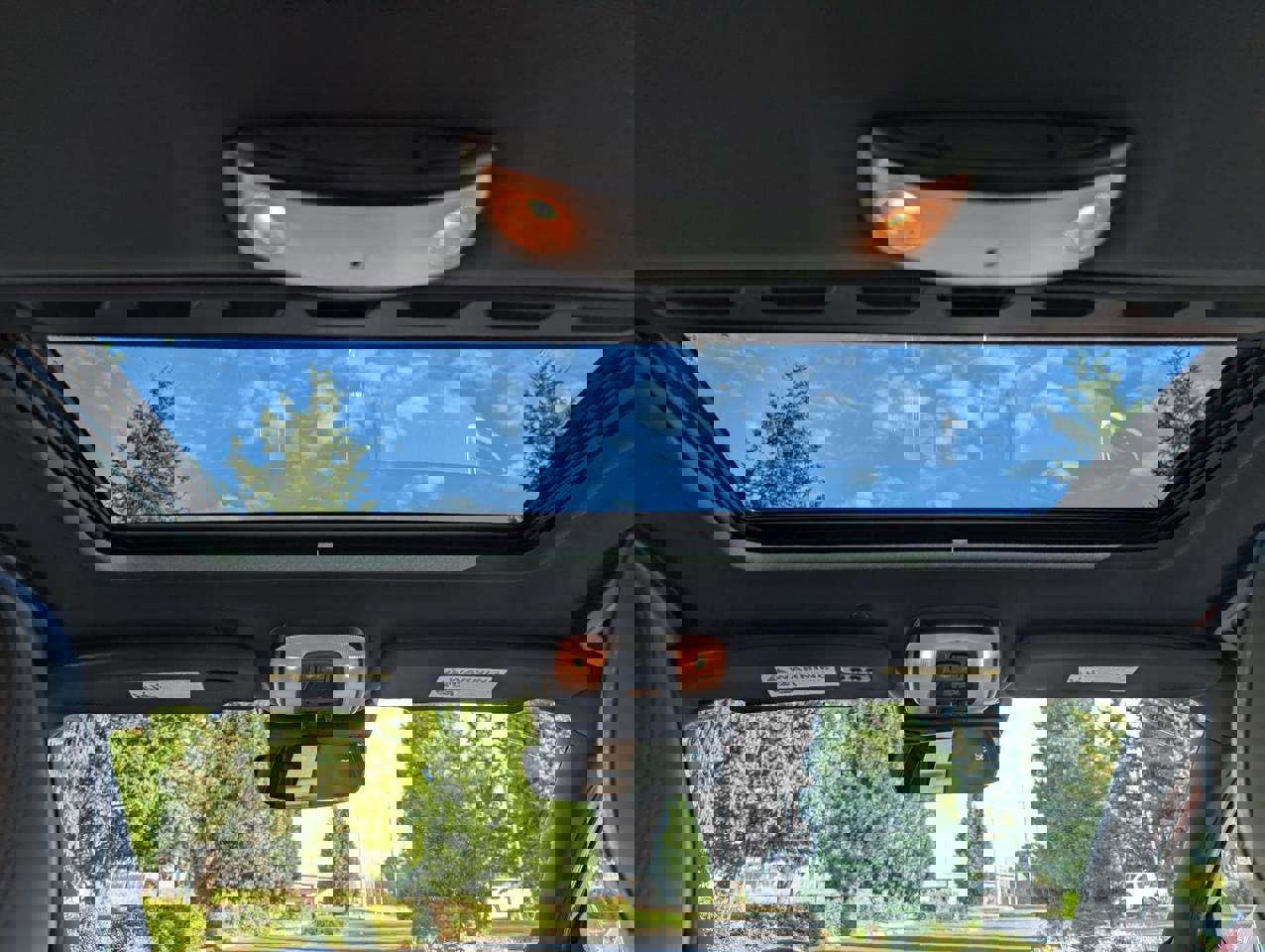 Used 2015 Volvo V60 T6 R-Design Platinum image 19