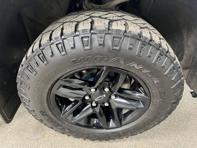 Used 2022 Chevrolet Silverado 1500 LT Trail Boss w/ Convenience Package II image 19