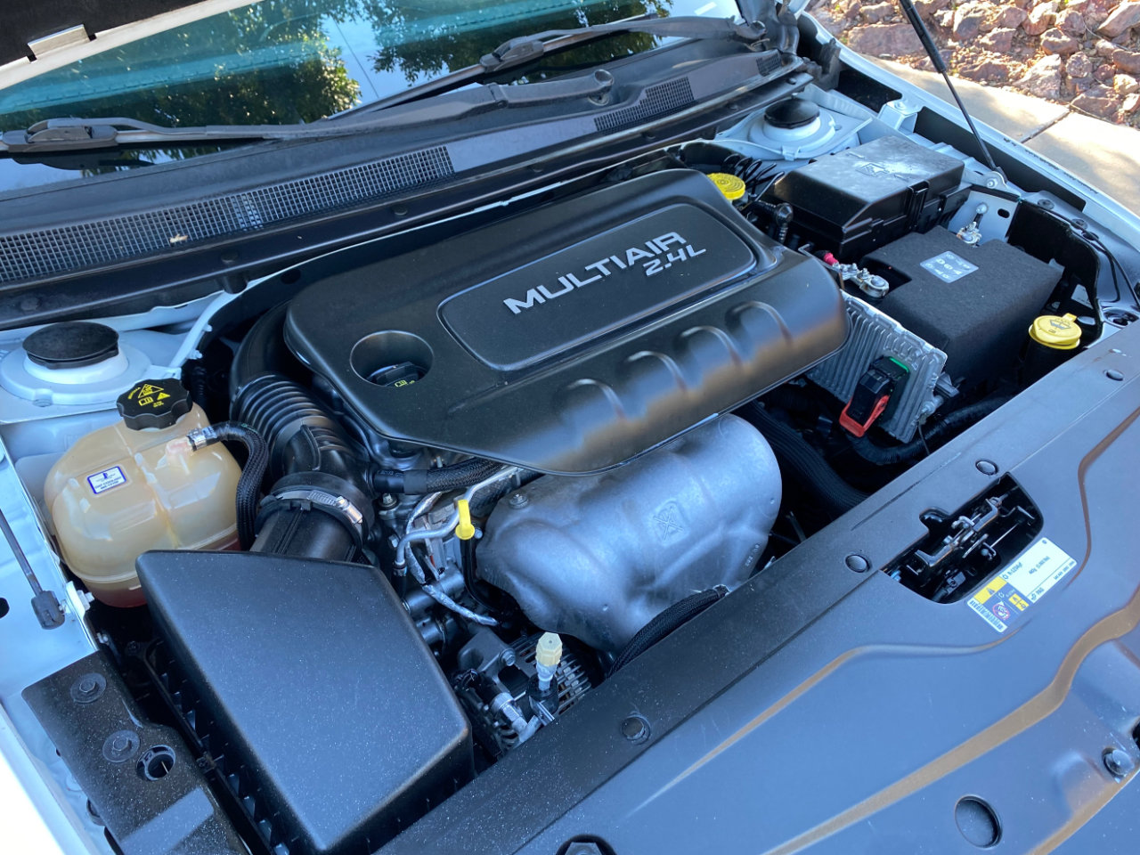 Used 2017 Chrysler 200 Limited Platinum image 13