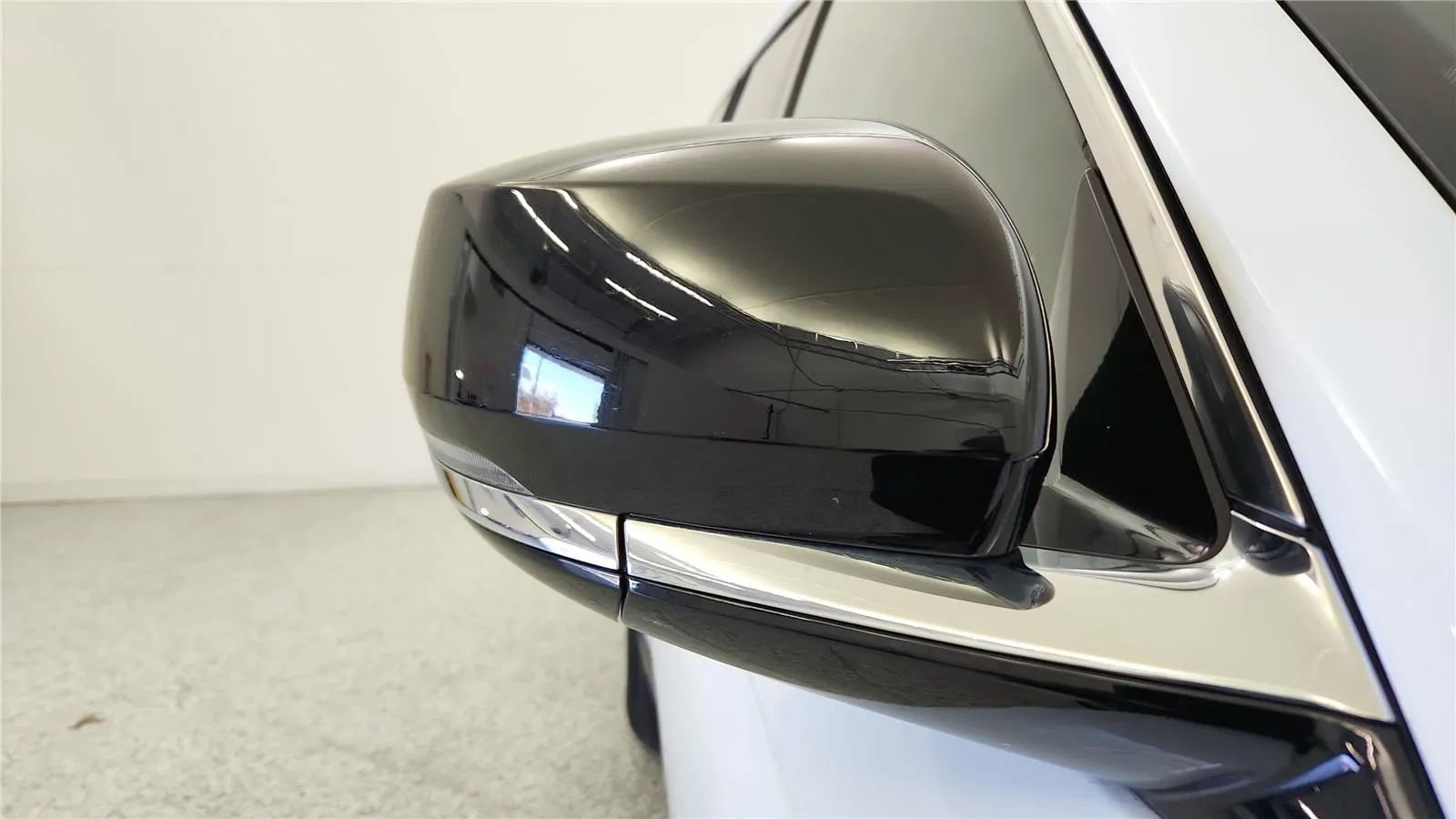 Used 2022 Jeep Grand Cherokee L Limited image 18